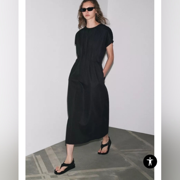 Zara Dresses & Skirts - Zara ZW Collection Pleated Midi Dress